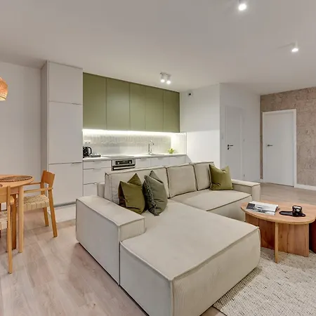 Apartment Riverfront & Parking By Downtown Gdansk